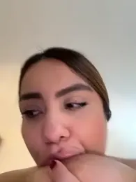 valeria2019hot stripchat stream image