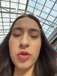 Holly_Play stripchat stream image