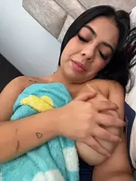 xoxo_sol stripchat stream image