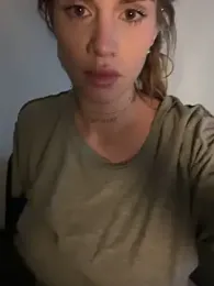 EmiliaCatalina stripchat stream image