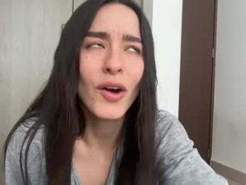 emyii chaturbate stream image, 17.02.2026 21:00