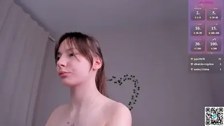 emmelieflorence stripchat stream image