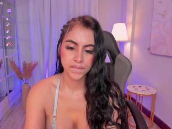 LeahJones bongacams stream image, 18.02.2026 06:40