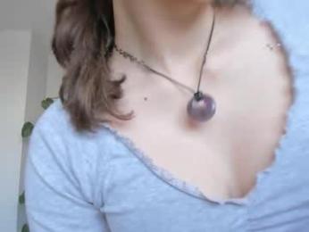 yours_meyy chaturbate stream image