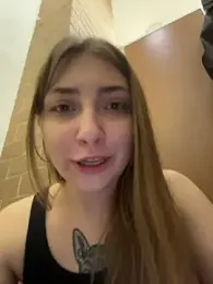 Sunny___Bunny stripchat stream image