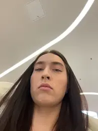 Holly_Play stripchat stream image