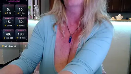 JennaDeluxe stripchat stream image, 22.02.2026 07:00