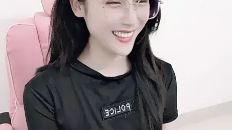 Hoa_Rosy22 stripchat stream image