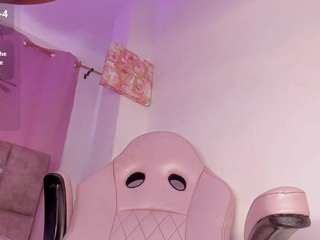 mia-royal camsoda stream image, 26.02.2026 16:30