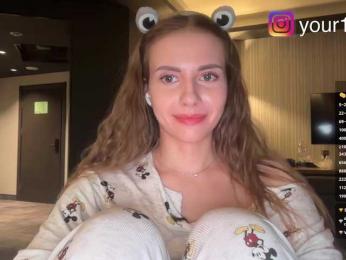 VikkiExtraCheese bongacams stream image