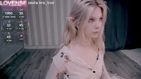 Careful_i_bite stripchat stream image