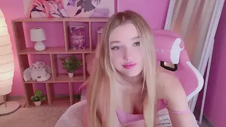 milaa_sun stripchat stream image, 27.02.2026 06:10
