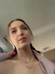 DollyTall stripchat stream image