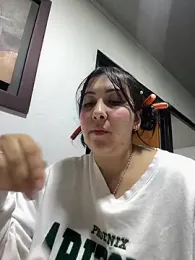 You-kitty2025 stripchat stream image