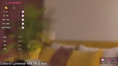 VickiRoom stripchat stream image