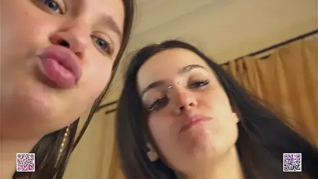 vivid_girls_vg stripchat stream image