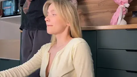 Adelovenick stripchat stream image