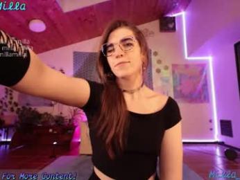milla_milla chaturbate stream image, 13.03.2026 04:20