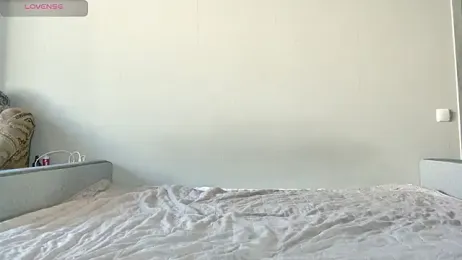 JuiliOnesunray stripchat stream image