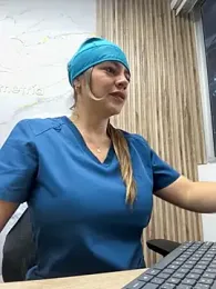 alicee16 stripchat stream image