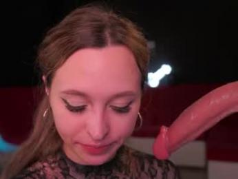 karolinedeep_love chaturbate stream image