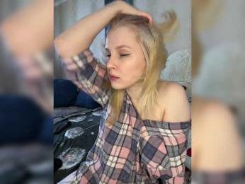 Advaya bongacams stream image