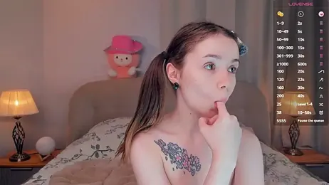 DominikaElis stripchat stream image