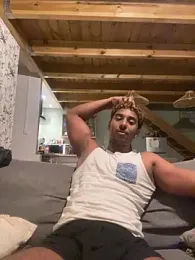 Axel_black10 stripchat stream image