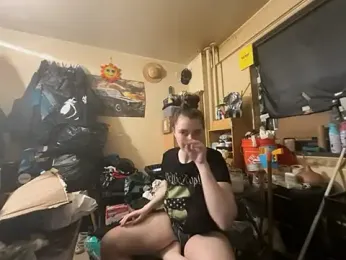 Snowbunnycake_131 stripchat stream image, 21.03.2026 04:20