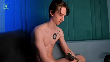 ares_pallini stripchat stream image, 22.03.2026 04:30