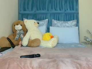 melons2001 camsoda stream image