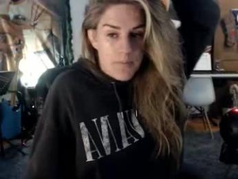 katiecutie_5 chaturbate stream image, 25.03.2026 03:50