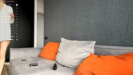 VivianKings stripchat stream image