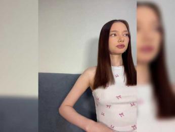 Alice__Foxx bongacams stream image