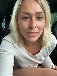petrouchkaaa_ stripchat stream image, 29.03.2026 15:10