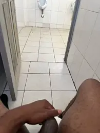 Black-mamba-madingo stripchat stream image