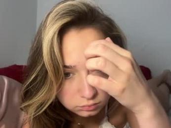 elenahere4u chaturbate stream image, 31.03.2026 14:30