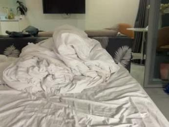 golden_alinee chaturbate stream image