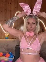 petrouchkaaa_ stripchat stream image, 05.04.2026 19:00