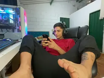 Max_TheHorseDick stripchat stream image, 06.04.2026 03:40