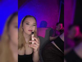 Sweet-pies bongacams stream image