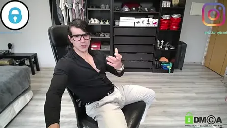 latinoo23bom stripchat stream image, 08.04.2026 13:10