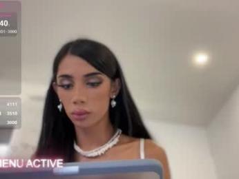 trixieemerald chaturbate stream image, 10.04.2026 03:30