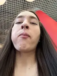 Holly_Play stripchat stream image