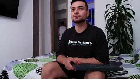 Two_sinzXX stripchat stream image, 11.04.2026 14:00