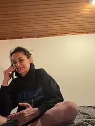 ClaireDeLunee stripchat stream image, 15.04.2026 19:00