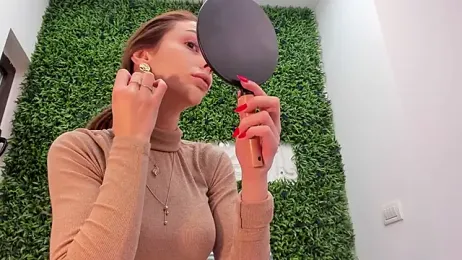 realhotfallingdevil stripchat stream image, 16.04.2026 05:00