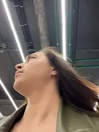 Holly_Play stripchat stream image