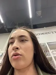 Holly_Play stripchat stream image