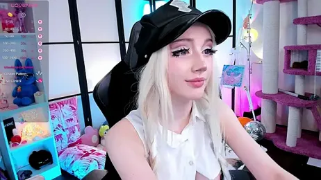 MilkyCute stripchat stream image, 17.04.2026 19:10